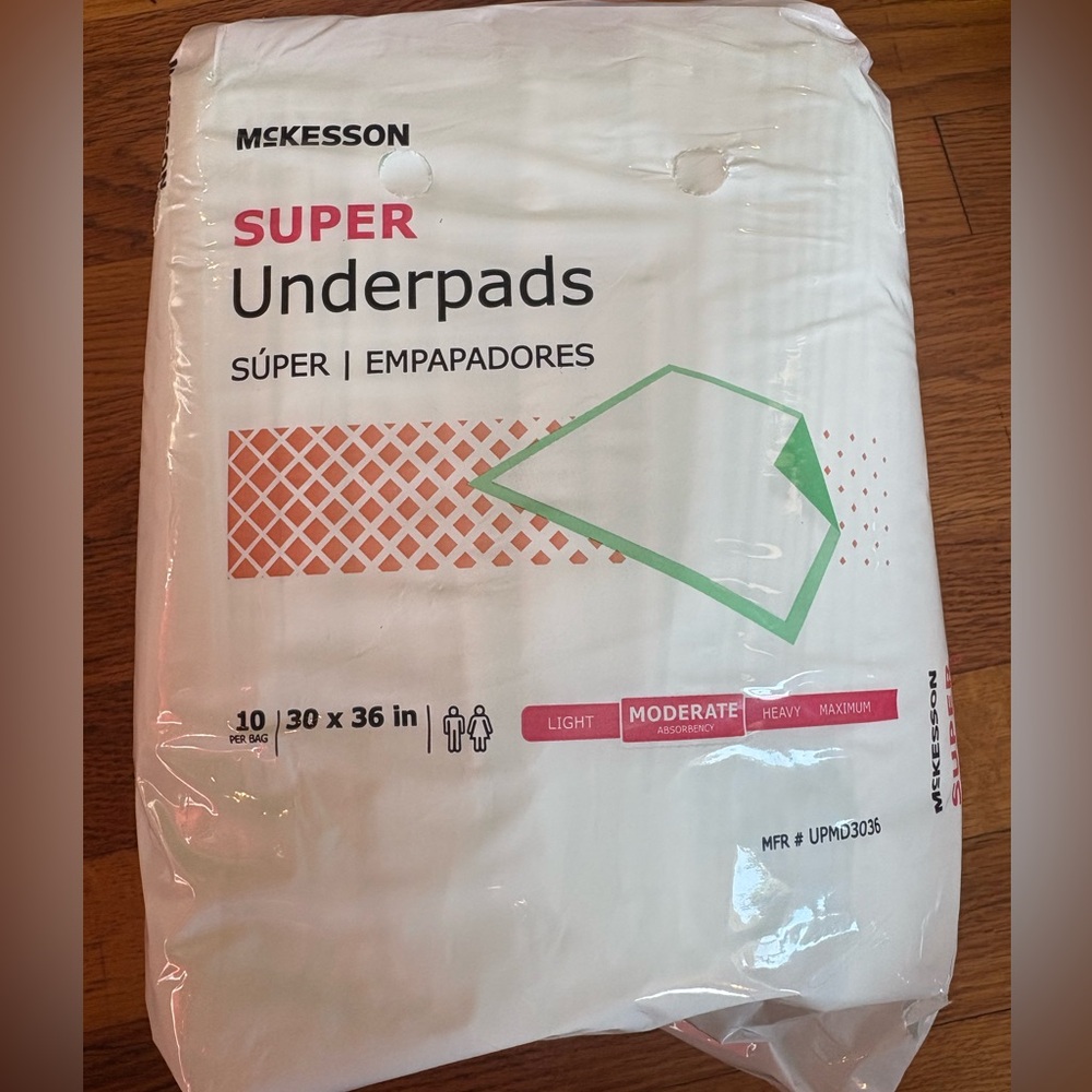 McKesson Super Underpads Moderate Absorbency